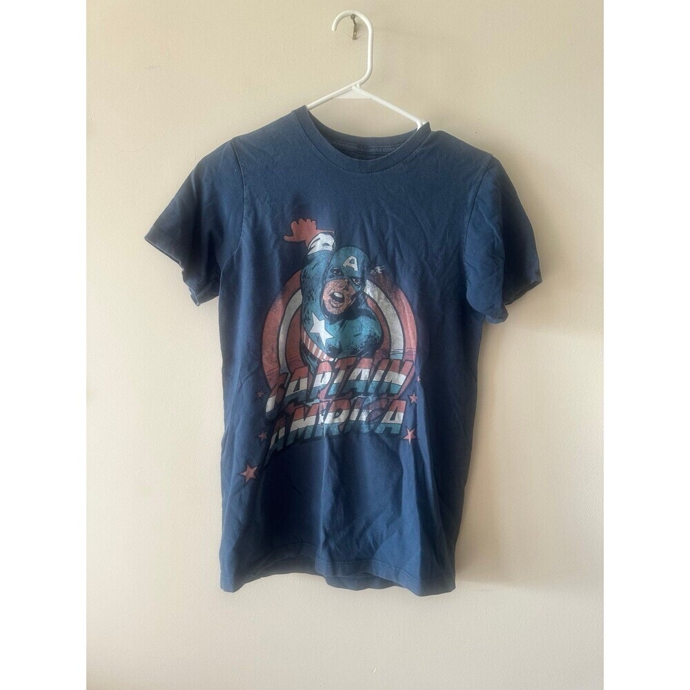 Men’s Marvel Captain America shirt Small
